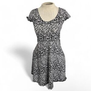 Kimchi Blue Black & White Scoop Neck Mini Dress